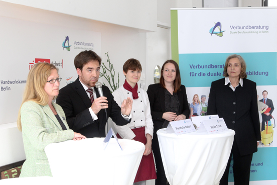 PK Verbundberatung fuer die duale Berufsausbildung in Berlin - Hotel Almodovar in Berlin - Copyright: Michael Brunner 05.05.14